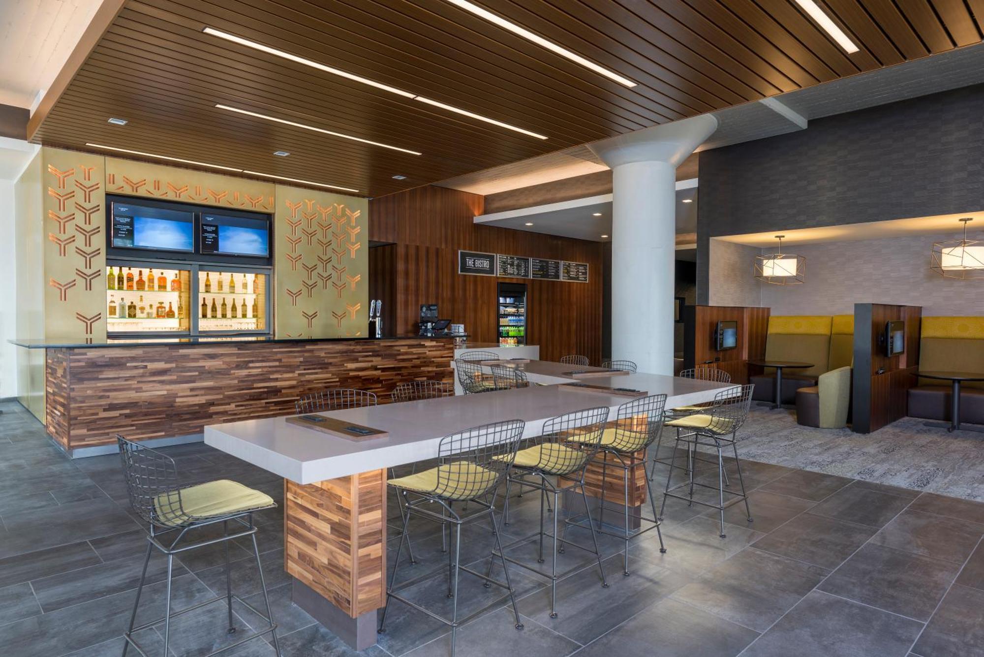 Courtyard By Marriott Waterloo Cedar Falls Ngoại thất bức ảnh